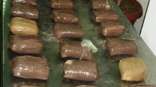 Митничари на ГКПП "Дунав мост" в шок от находка в кола СНИМКИ
