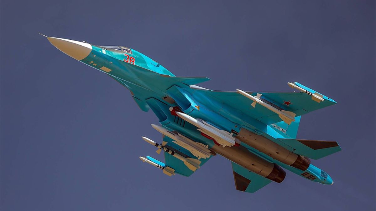 В САЩ се прехласнаха пред руския изтребител-бомбардировач Су-34 ВИДЕО