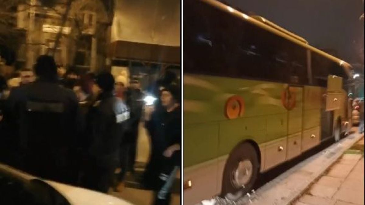 Започна се: Сблъсък между полиция и симпатизанти на "Възраждане" беляза старта на COVID протеста ВИДЕО