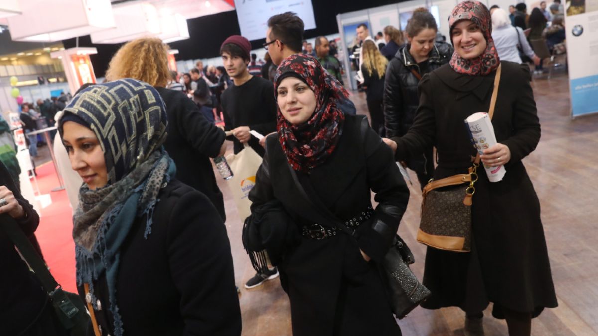 Германия регистрира най-голям брой молби за убежище от 2017-та