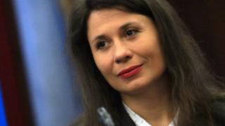 "Летящата козила Ерато" от ДБ преживя кошмар в парламента и разказа за ужаса