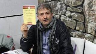 Венци Чикагото с нелепо оправдание за агресията си срещу лекаря ВИДЕО