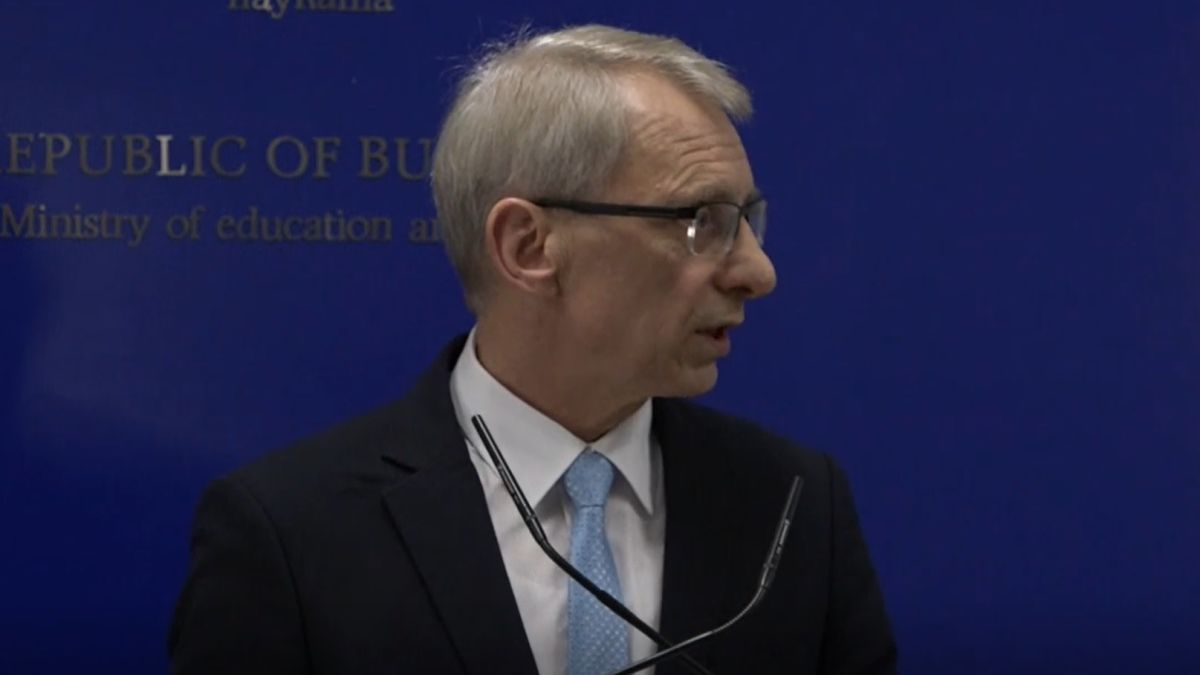 Министър Денков представи приоритетите си, обяви  много важни новини за децата ВИДЕО