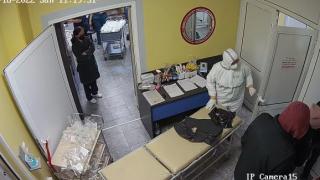 Роднини на болен нахлуха в К-19 отделение на русенска болница и стана страшно СНИМКИ