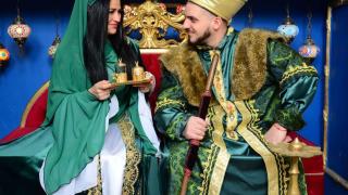 Мани от "Игри на волята" шашна с екзотичен костюм за ЧРД СНИМКИ