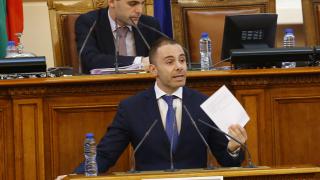 Александър Ненков от ГЕРБ: Ако ПП ни потърси за мандата...