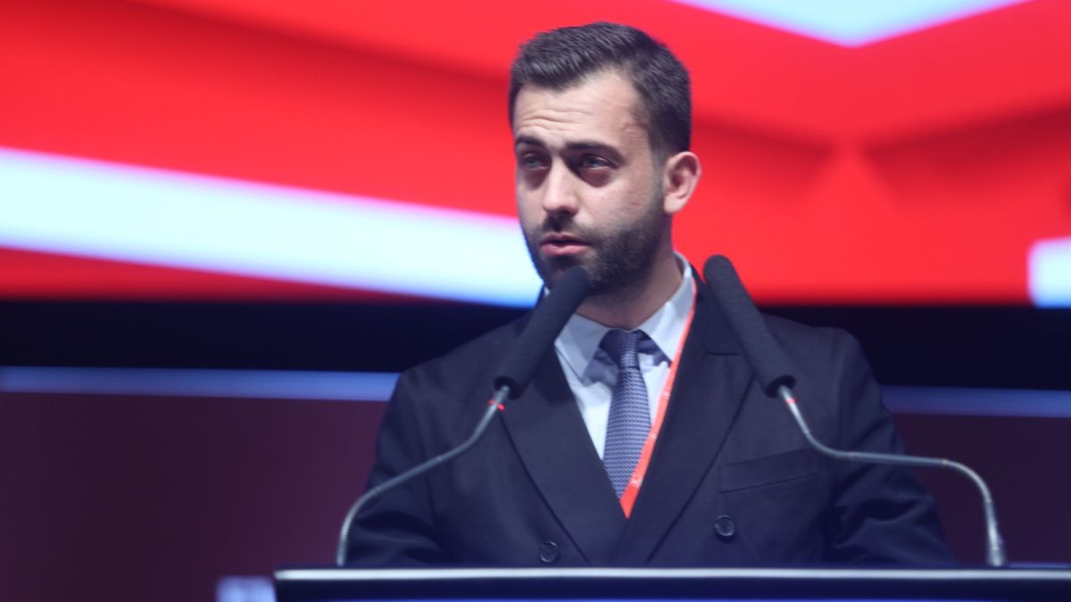 Камен Тодоров, БСП: Сега младите социалисти получаваме възможността да създаваме политики за развитието на държавата ни