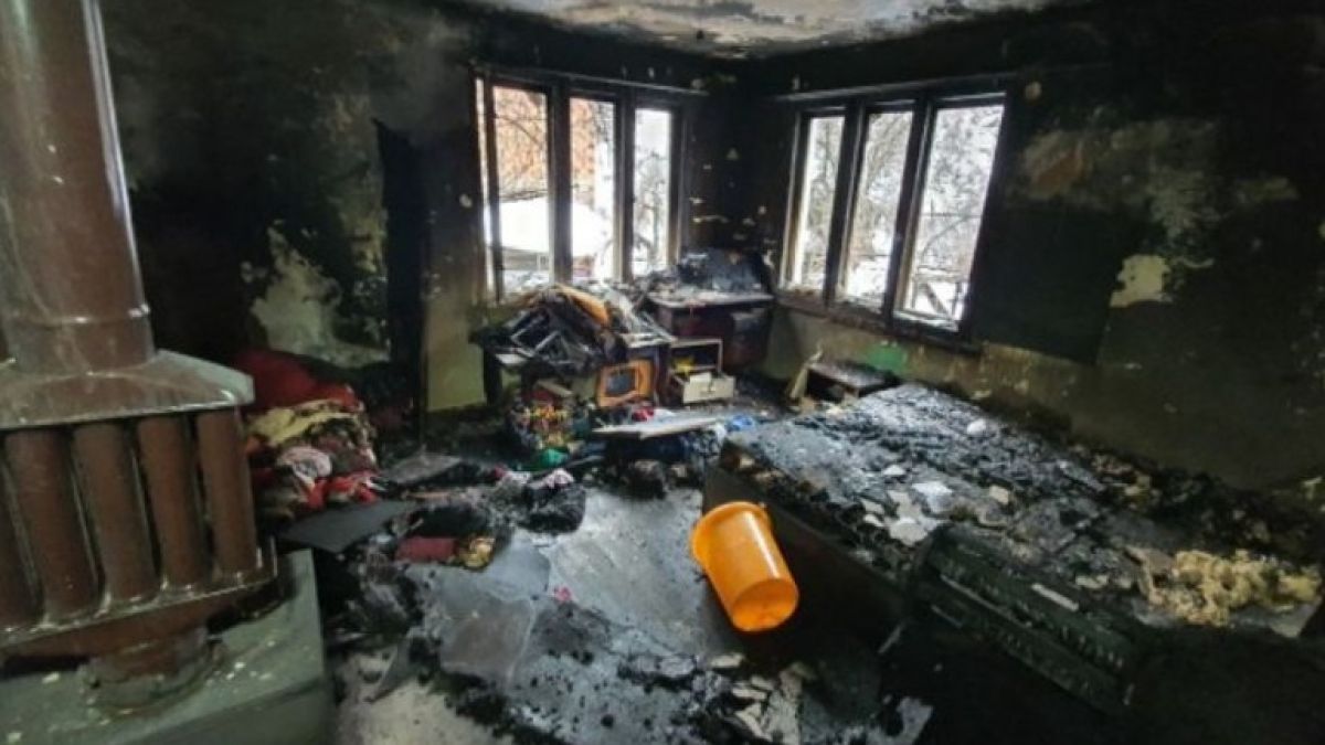 Пожар взе 2 жертви близо до София