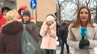 Огромни опашки се извиха пред "Пирогов" след спешния призив на здравното заведение ВИДЕО