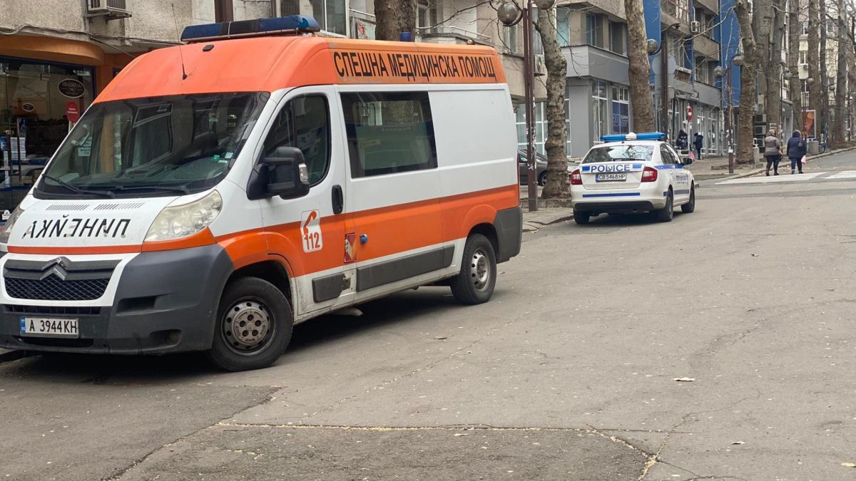 Писъци на умряло раздраха центъра на Бургас СНИМКИ