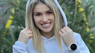 Елизабет от "Игри на волята" призна за корекциите и скастри Мани СНИМКИ