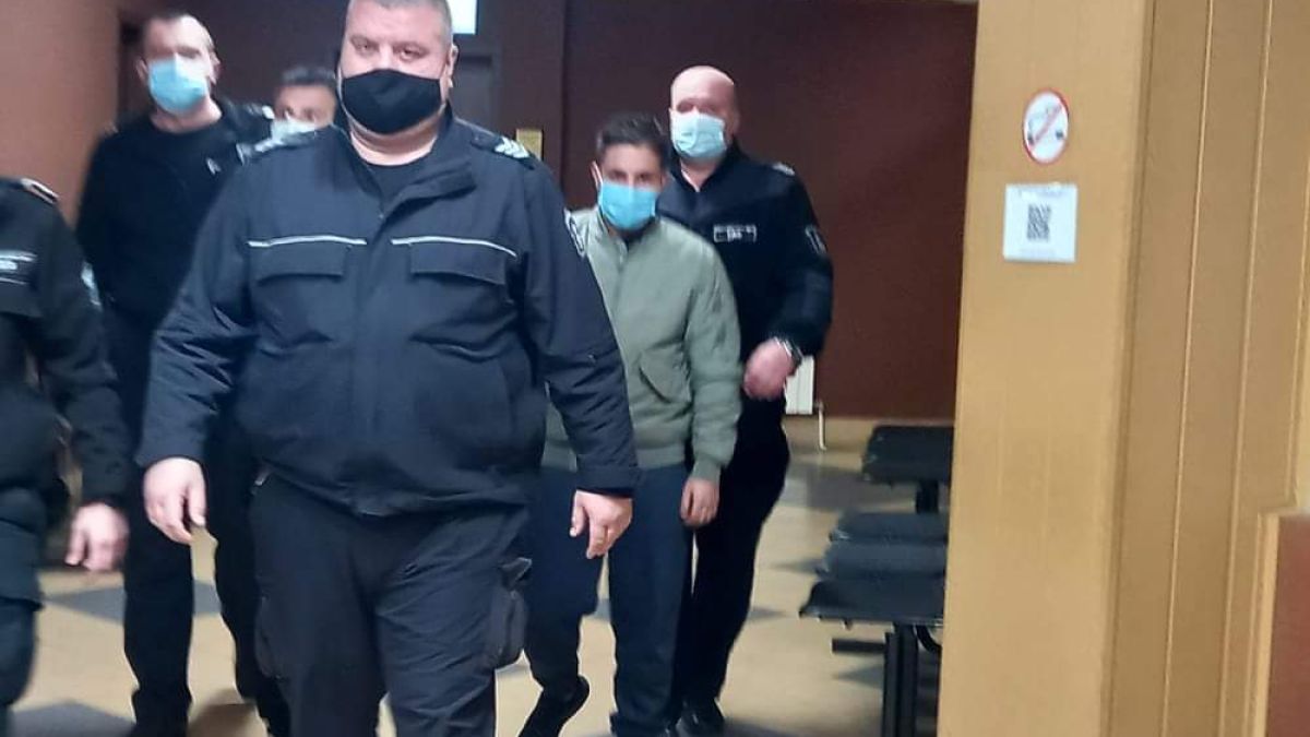 Разкриха с помощта на кой Трънчето е обрал казиното в Пловдив