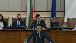 Никола Минчев издаде куп лични неща за министри от кабинета „Петков“! 