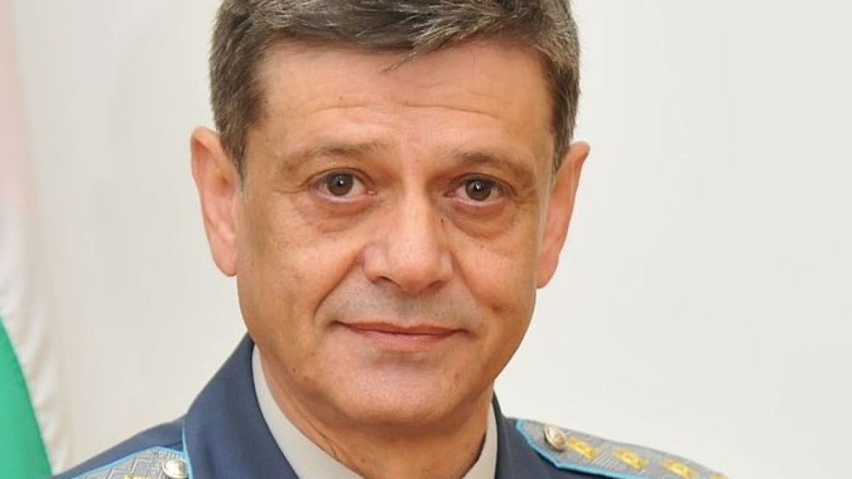 Ген. Попов: Реакцията на държавата по „украинския въпрос“ закъсня