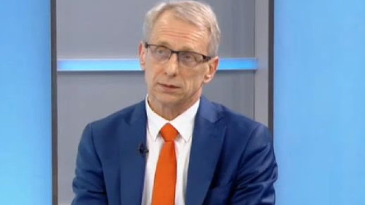 Образователният министър каза ще се удължава ли учебната година 