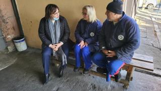 Министър Нинова посети изненадващо ВМЗ Сопот