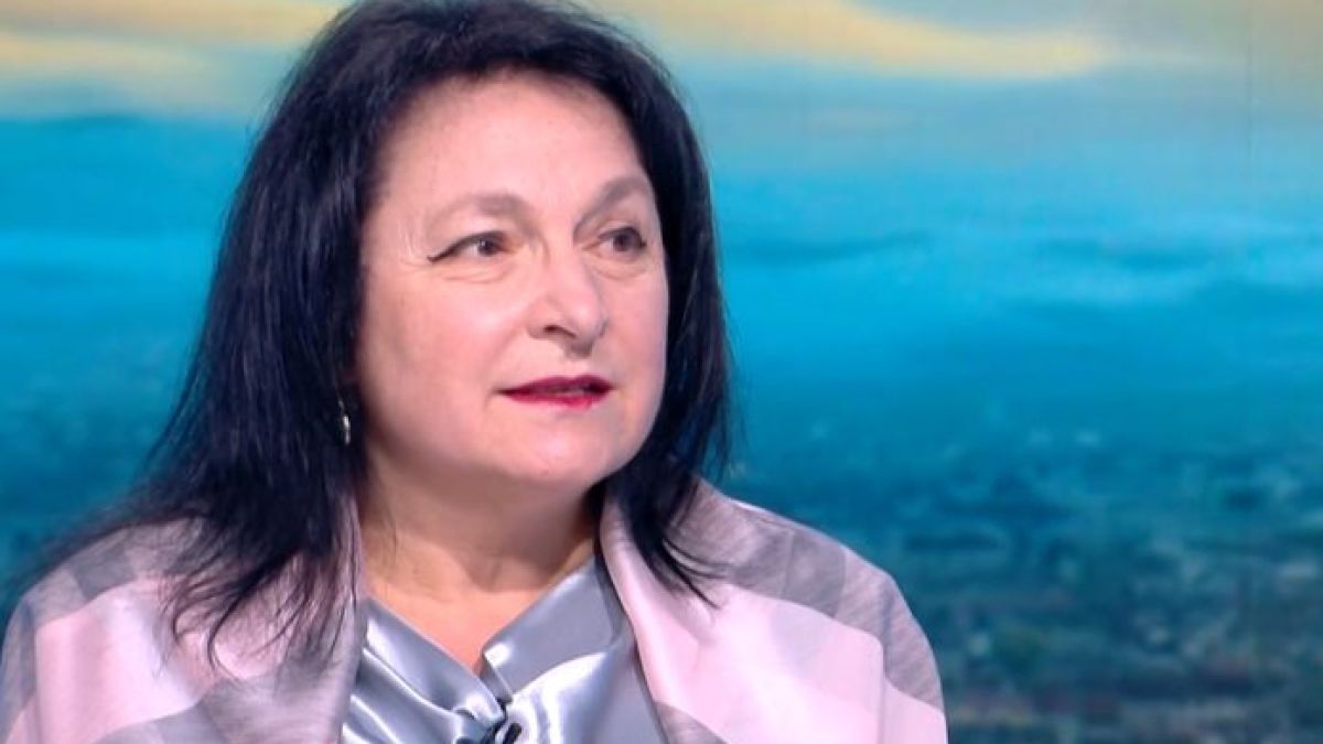 Доц. Гломб уточни защо ваксината създава безопасна среда за деца