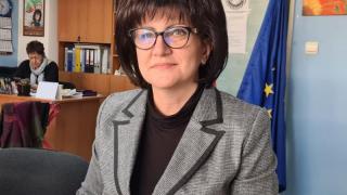 Караянчева с апел към губернатора на Кърджали заради високите сметки за ток 