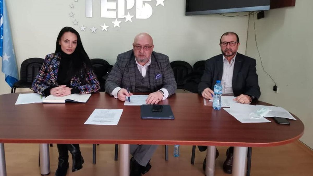 Кралев: Управляващите дори не се и опитват да защитят интересите на народа