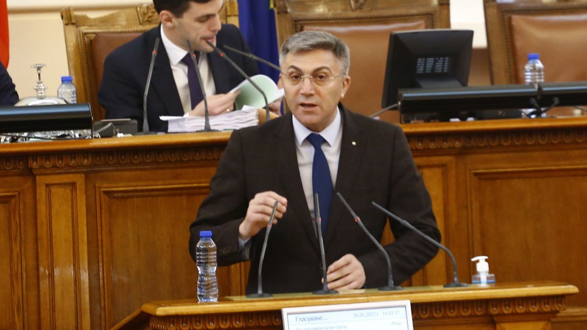 Скандал в НС заради странен отговор на Рашков на въпрос от ДПС  БЛИЦ TV