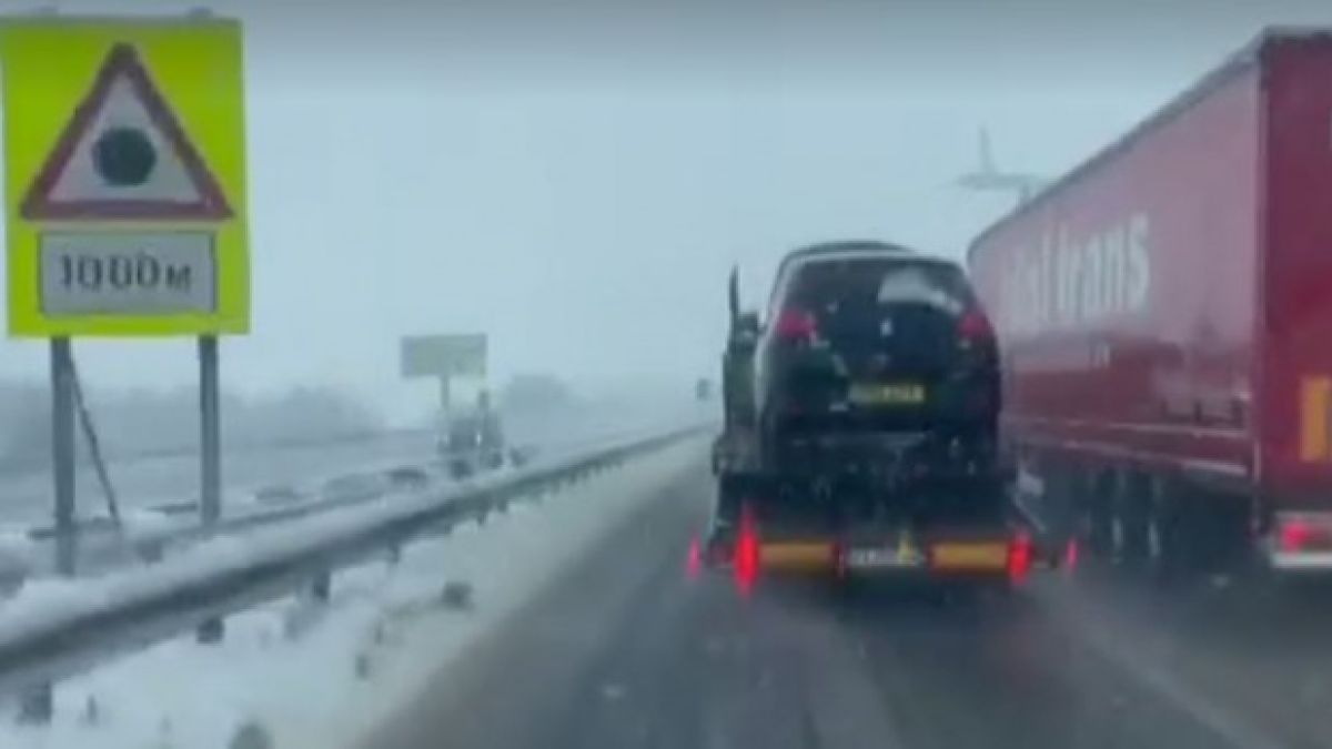 Тревога! Страшни неща се случват в момента на заснежената АМ "Тракия" ВИДЕО