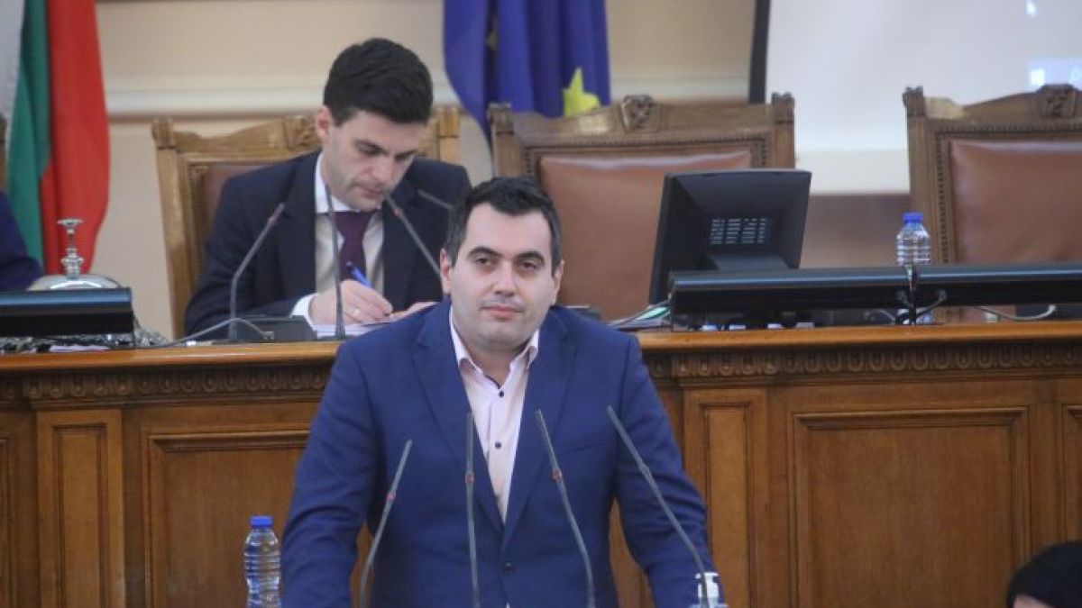 Благовест Кирилов, БСП: Крайно време е да получим реално електронно управление