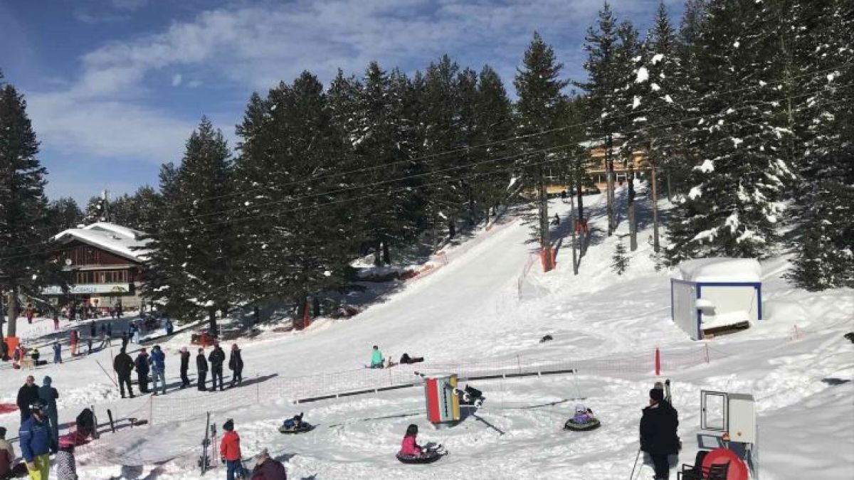 Планински карусел радва децата в курорта Мальовица