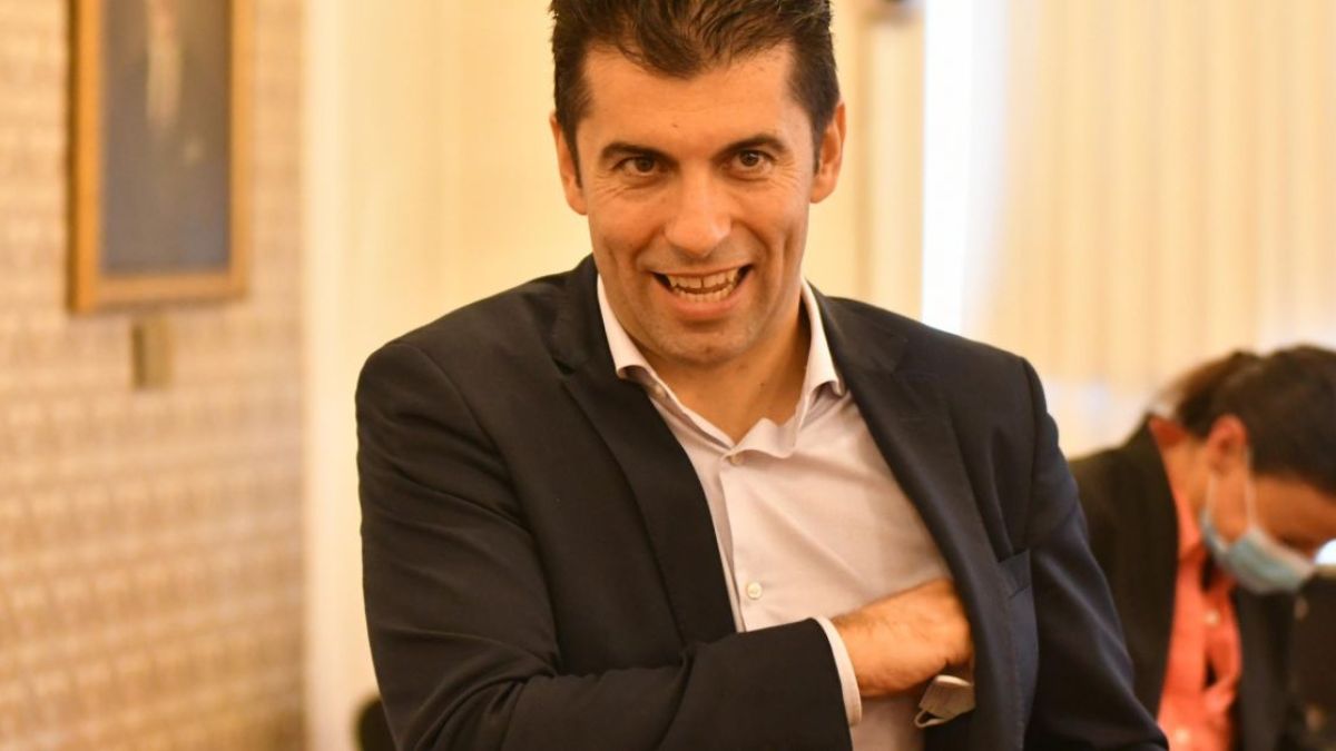 Кирил Петков потвърди пред Гешев законопроекта за закриване на специализираните съд и прокуратура