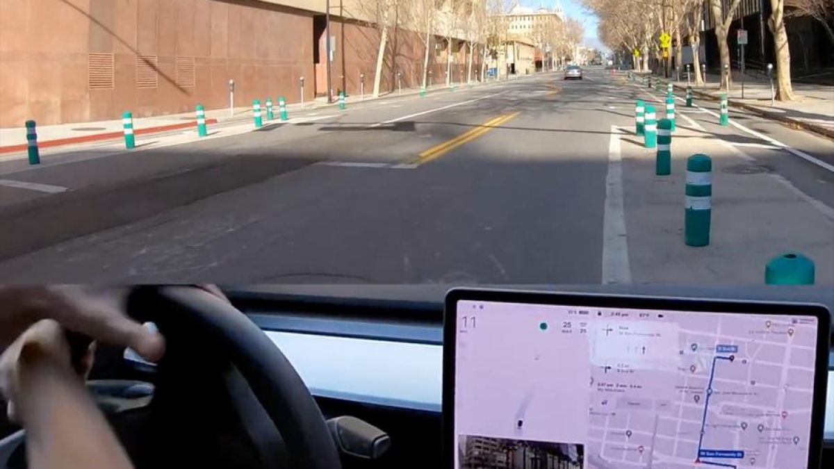 Новият автопилот на Tesla се оказа негоден при тази ситуация и стана катастрофа ВИДЕО