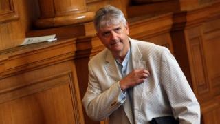 Недоспали, депутатите се счепкаха от рано в пленарна зала БЛИЦ TV