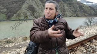 Това, което самотната Айше прави с трима „германци“ и 20 крави е за пример