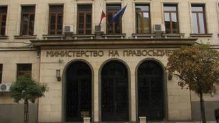 Надзирателите и съдебната охрана се готвят за протест