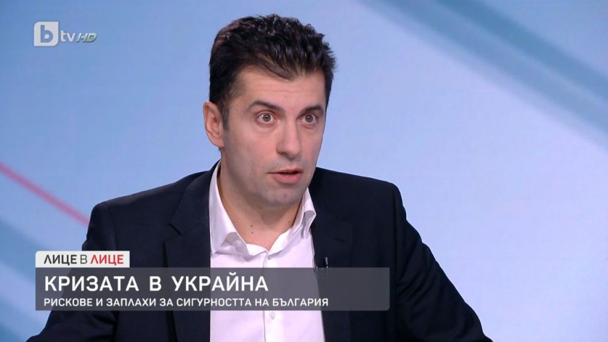 Петков завърза интригата между него и Радев и проговори за "Барселонагейт": Видях снимки на Борисов в...