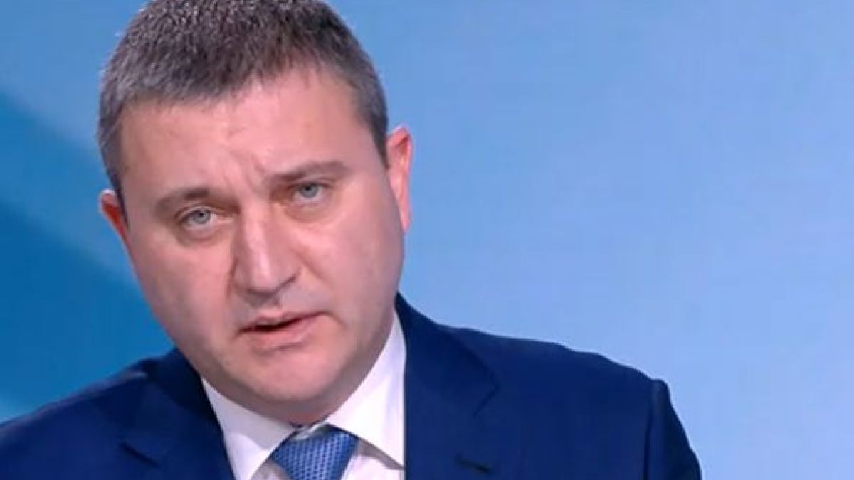 Горанов с взривяващ коментар за Божков, "Барселонагейт" и списъка на Кирил Петков