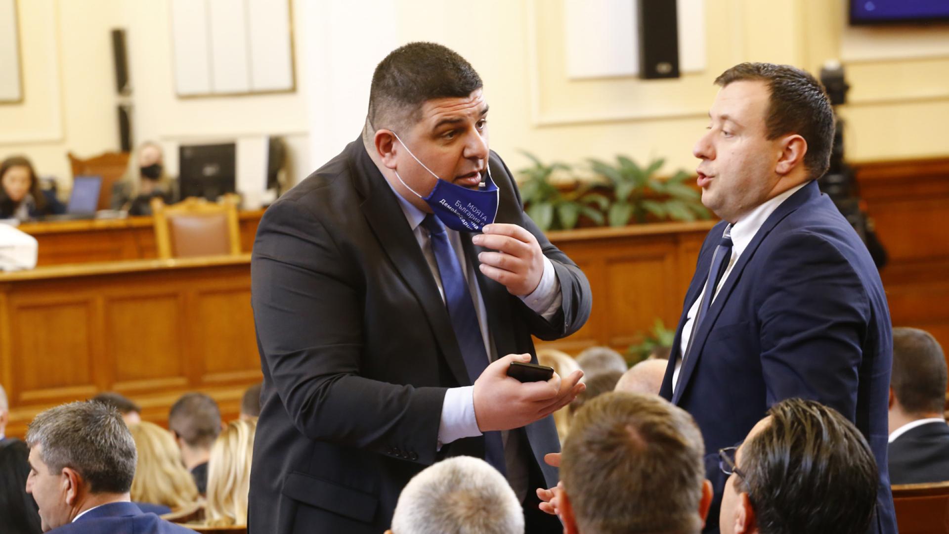 Оземпикът ли изпържи спомените на Ивайло Мирчев, че забрави кой внедри Пеевски в сглобката