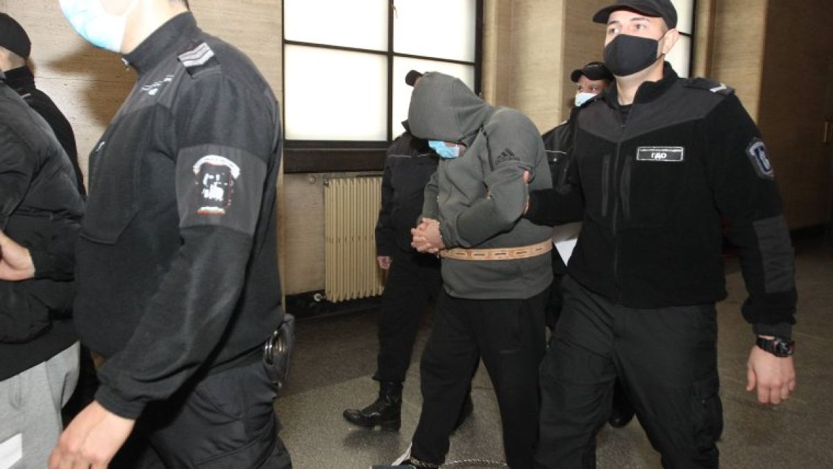 Горещи новини за братята убийци от Антон, които екзекутираха пастир СНИМКИ