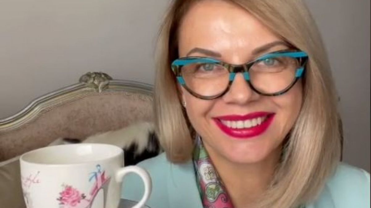 Светлана захвърли дрехи и TikTok прегря ВИДЕО