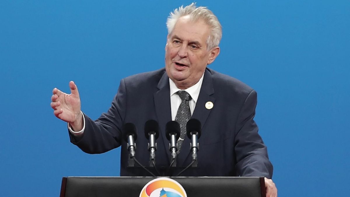 Милош Земан: Американското разузнаване се злепостави с грешната си преценка за война в Украйна