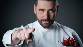 Колоритни и разнообразни претенденти се борят за признанието на шеф Ангелов