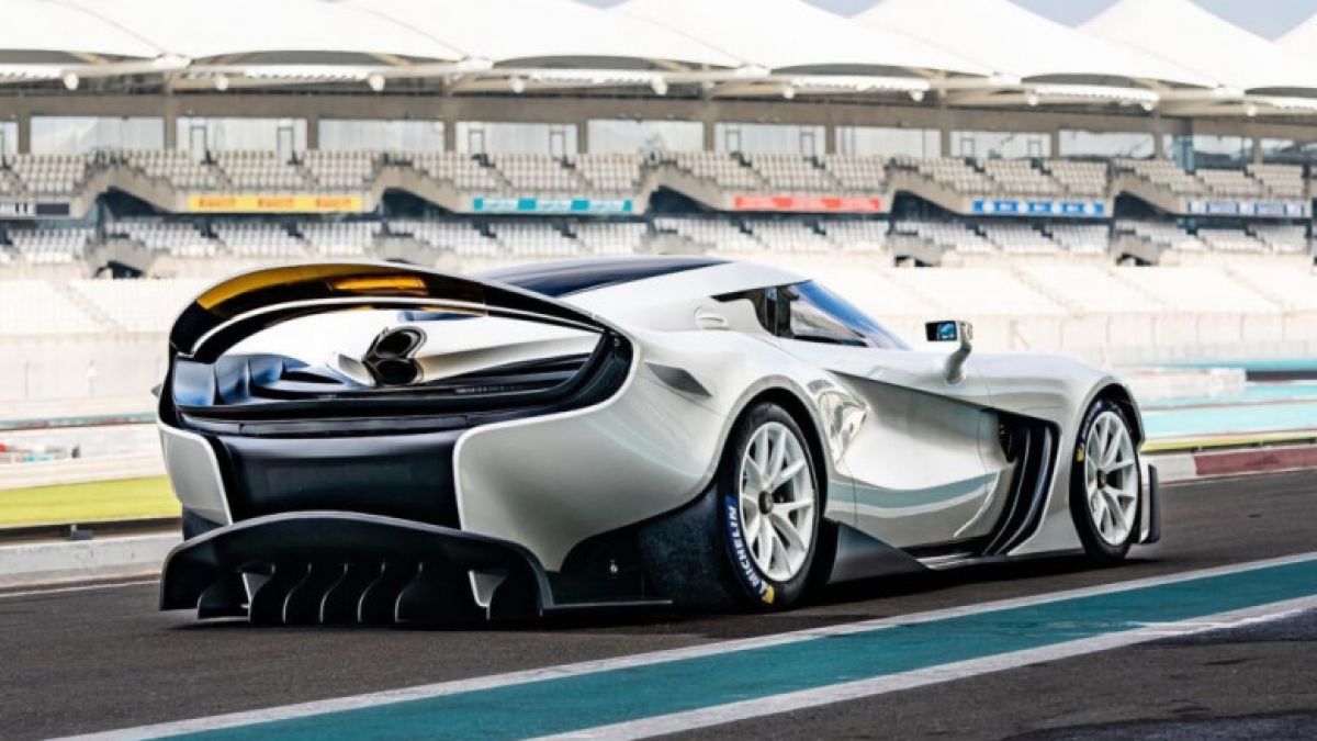 Показаха в действие уникалната хиперкола Ferrari Veloqx Fangio ВИДЕО