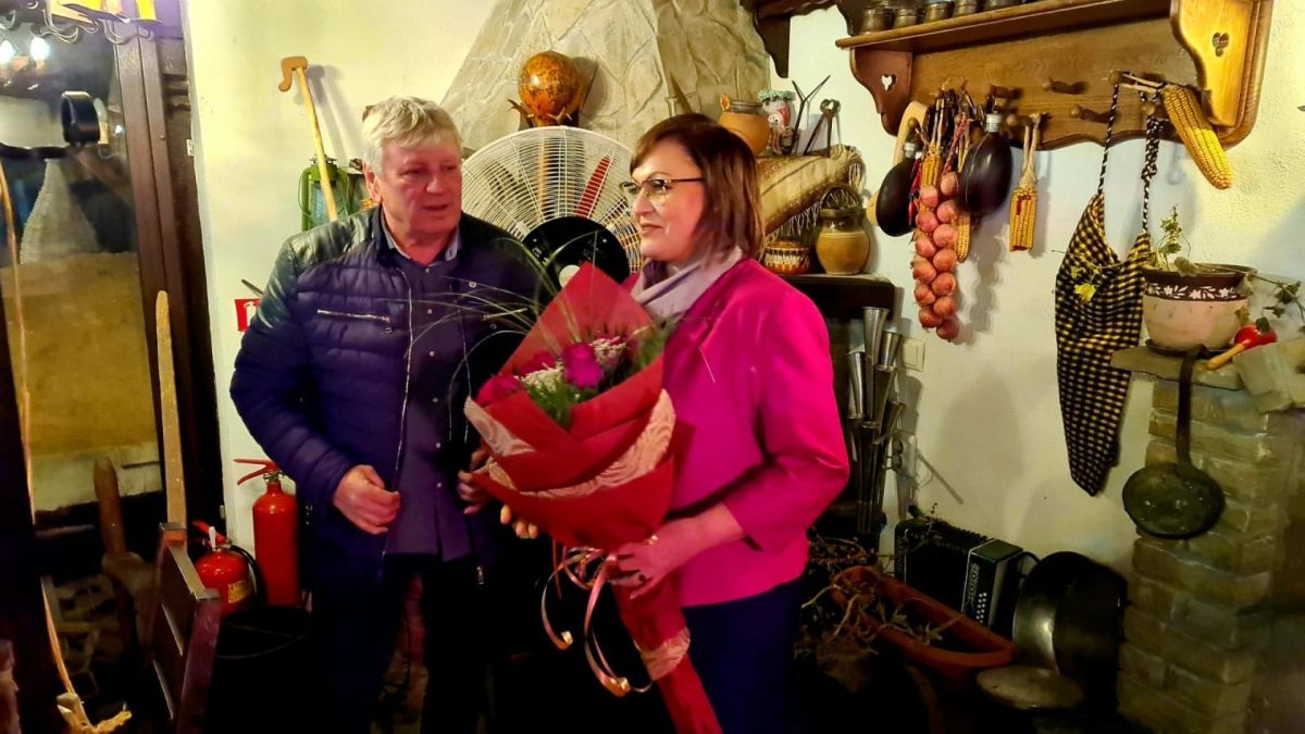 Нинова в Жеравна: Отличително качество на бюджета е политиката за младите хора
