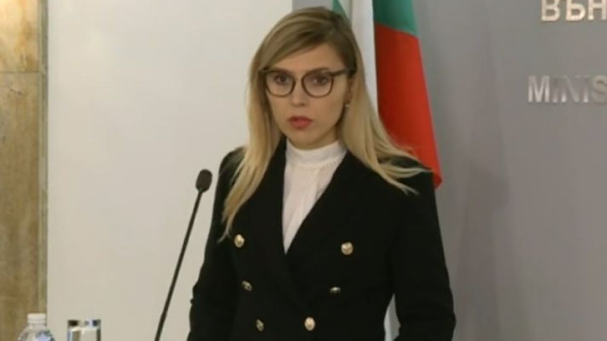 Извънредни новини от Външно за българите от горящия ферибот и Украйна ВИДЕО