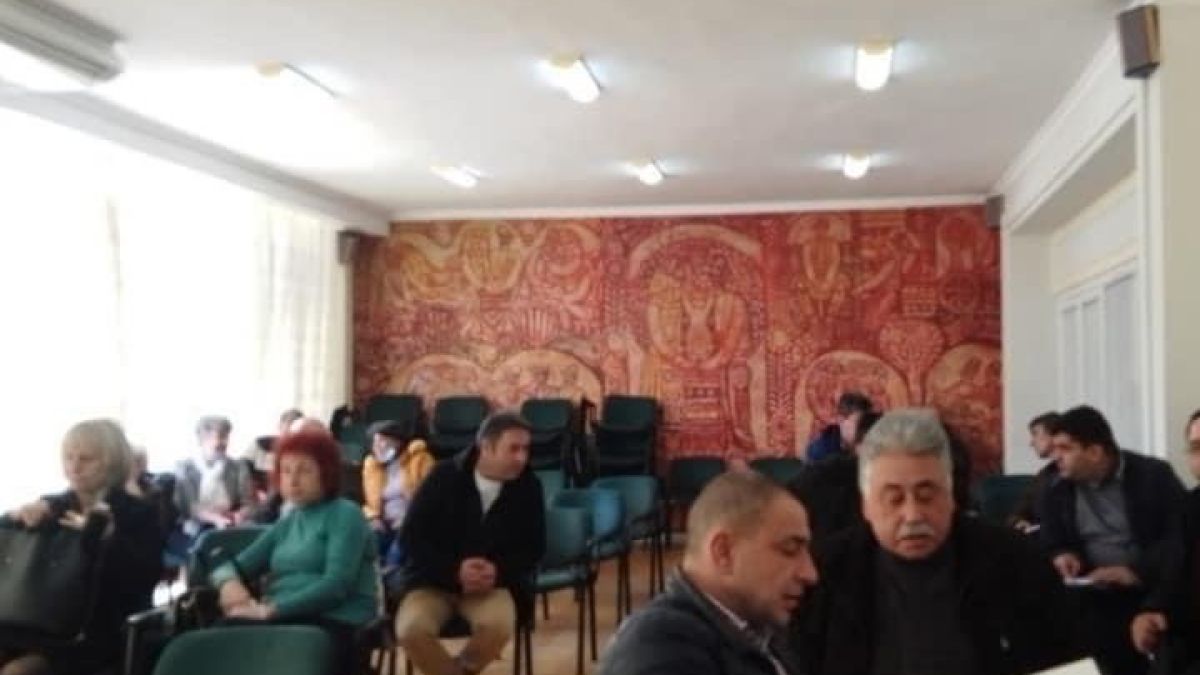 Иренa Анастасова: С този бюджет се грижим за младите хора и студентите