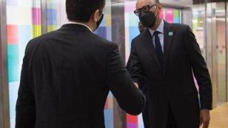 Когато диктатор те поздрави за борбата с корупцията