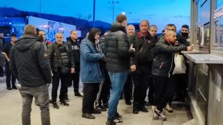 Част от оцелелите след пожара на ферибота българи се прибраха у дома, а последният изваден от огнения ад...