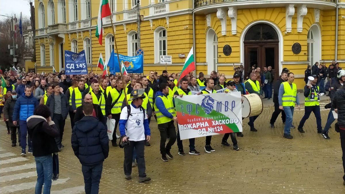 Фоторепортаж в БЛИЦ: Полицаите излязоха на протест