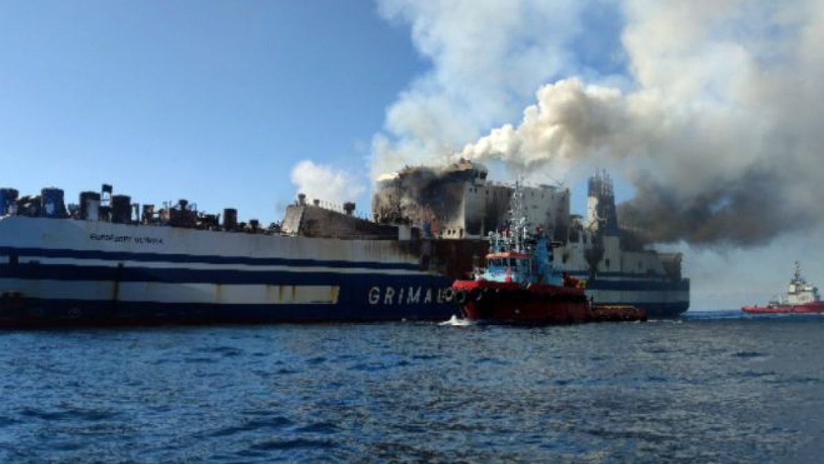 Най-страшната вест дойде след пожара на ферибота в Йонийско море 