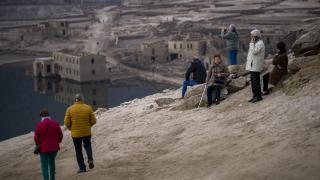 Призрачно село се появи в Испания след 30 години под вода  ВИДЕО