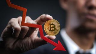 Собствениците на Биткойн си късат дрехите, остават с празни ръце