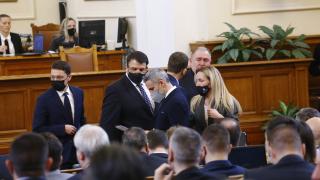 НС започна с нов скандал, отпадна... БЛИЦ TV